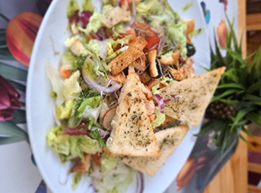 SAŁATKA Z KURCZAKIEM